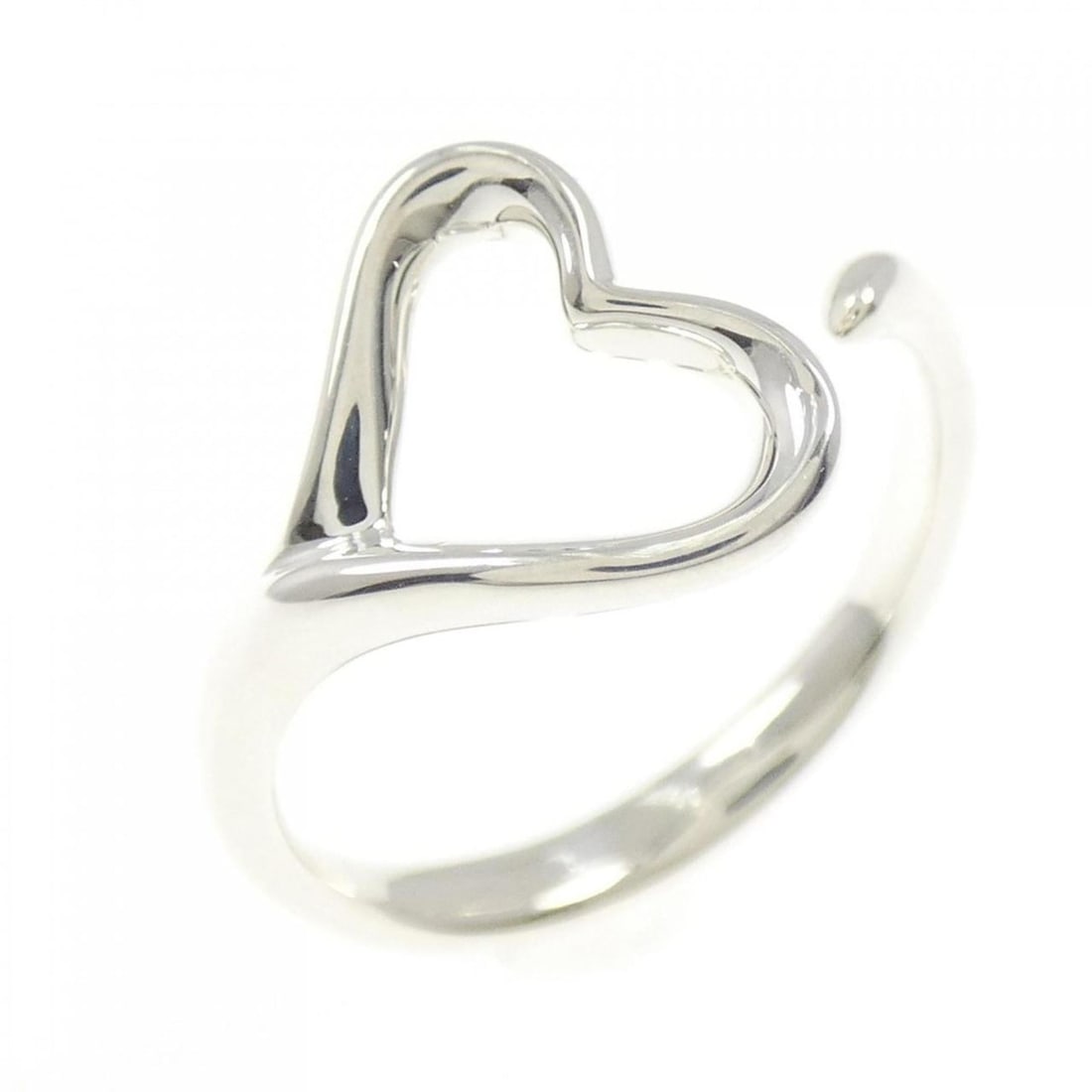 Tiffany Open Heart Ring: --- Catalog ---Category: SizeJP Size: 14.0US Size: 7Category: DesignType: Band ringGender: WomenMaterial: Silver 925Category: GeneralMPN: 60152487Brand: Tiffany--- Item List ---Section: ConditionRanki