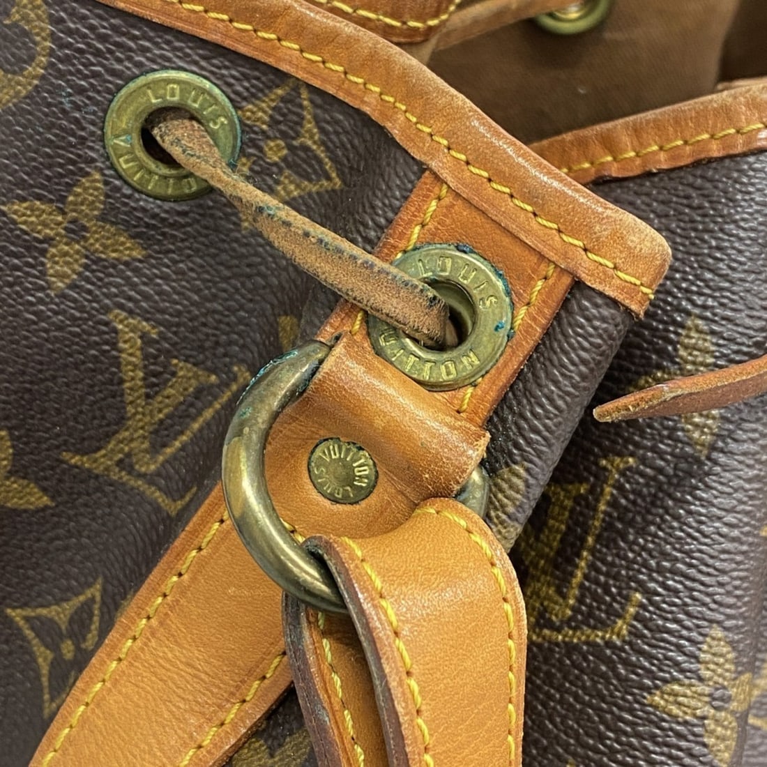 Louis Vuitton Monogram Eclipse Zippy Wallet Horizontal M11611 - 9