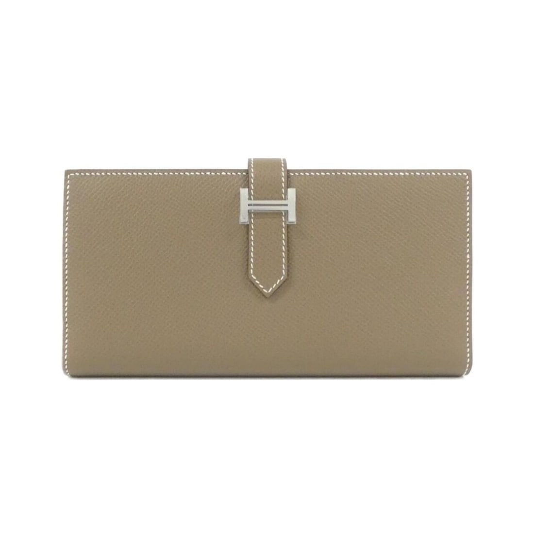 Hermes Bearn Souffle 039785CK Wallet: --- Catalog ---Category: SizeSize (HxWxD): 9cm x 18cm x 2cm / 3.54'' x 7.08'' x 0.78''Category: DesignType: Long wallet (bi-fold)Color: Etoupe grayGender: Men,WomenMaterial: Epsom leather Category: Ge