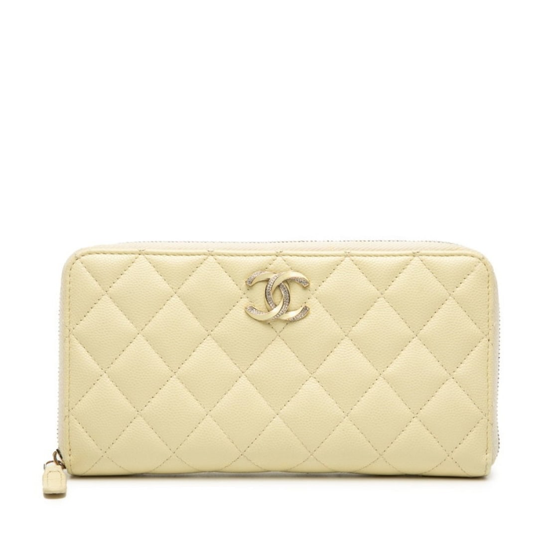 CHANEL Matelasse Coco Mark Round Zip Long Wallet in Yellow Caviar Leather for Women: --- Catalog ---Category: SizeSize (HxWxD): 10cm x 19cm x 2.5cm / 3.93'' x 7.48'' x 0.98''Category: DesignType: Long wallet (bi-fold)Color: YellowGender: WomenMaterial: Grained Calfskin Category: Gener