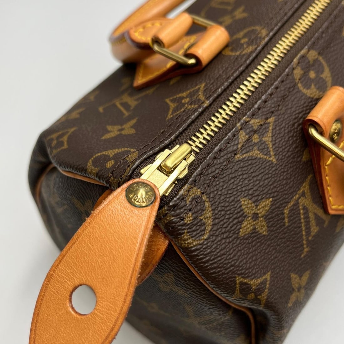 Louis Vuitton Monogram Eclipse Zippy Wallet Horizontal M11611 - 7