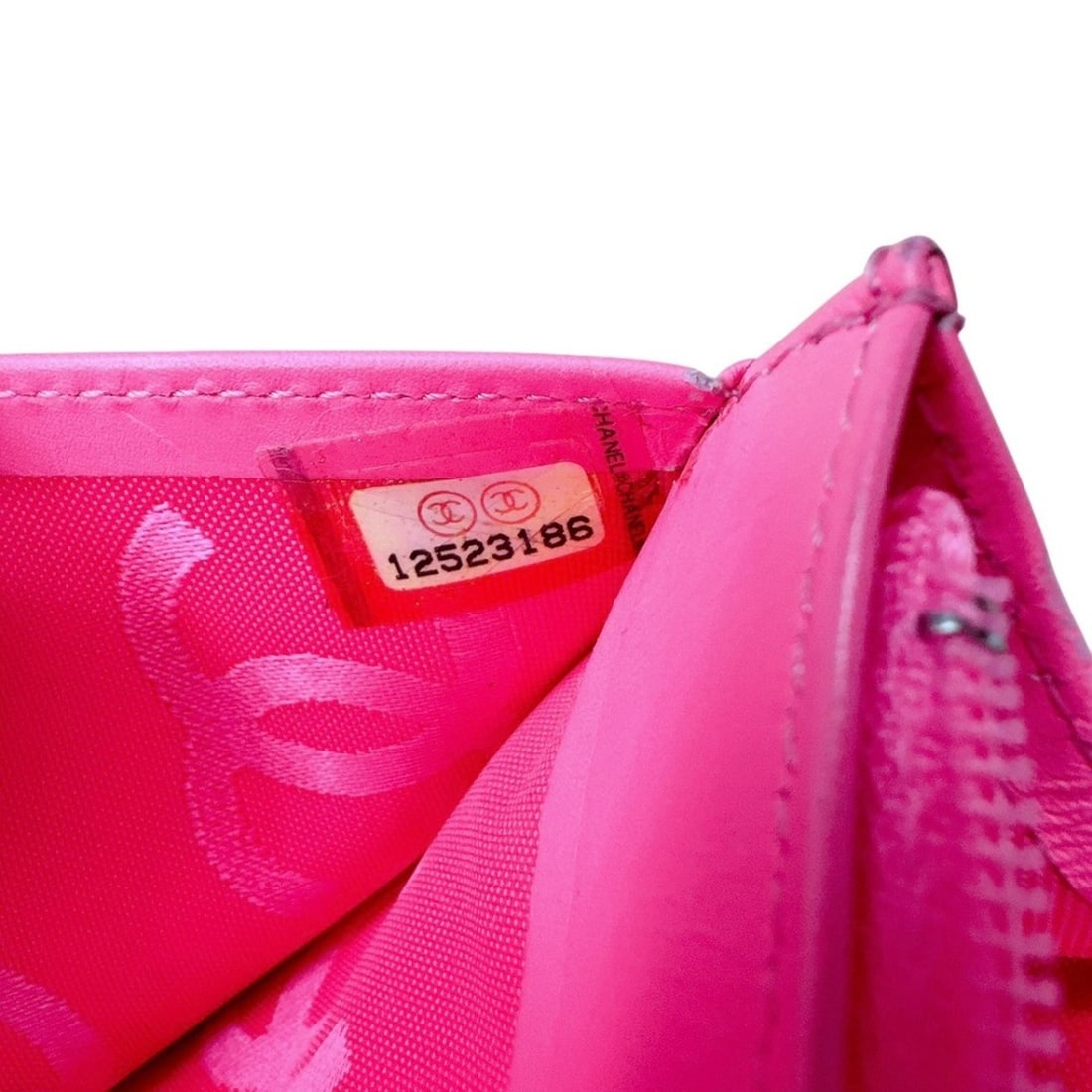 Tiffany Classic Solitaire Ring 0.21CT D VS1 - 19