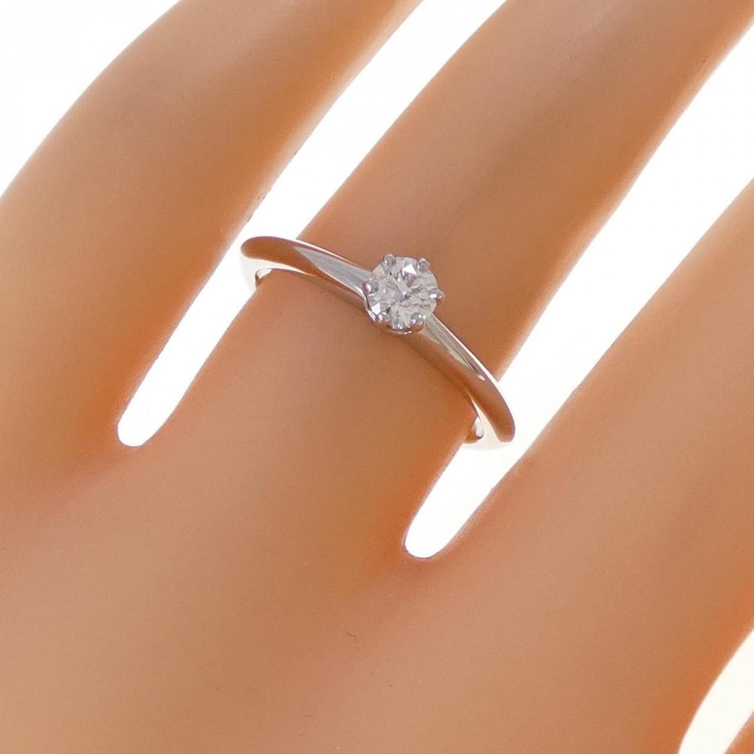 Tiffany Classic Solitaire Ring 0.21CT D VS1 - 5