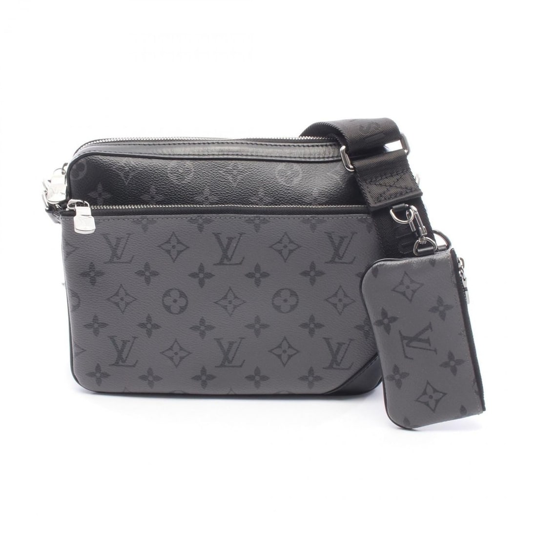 Louis Vuitton Trio Messenger Shoulder Bag in Coated Canvas and Leather, Monogram Eclipse Reverse,: --- Catalog ---Category: SizeSize (HxWxD): 18cm x 24.5cm x 4cm / 7.08'' x 9.64'' x 1.57''Strap Length: 93cm - 137cm / 36.61'' - 53.93''Category: DesignType: Shoulder bagColor: Black, GrayGender: MenMa