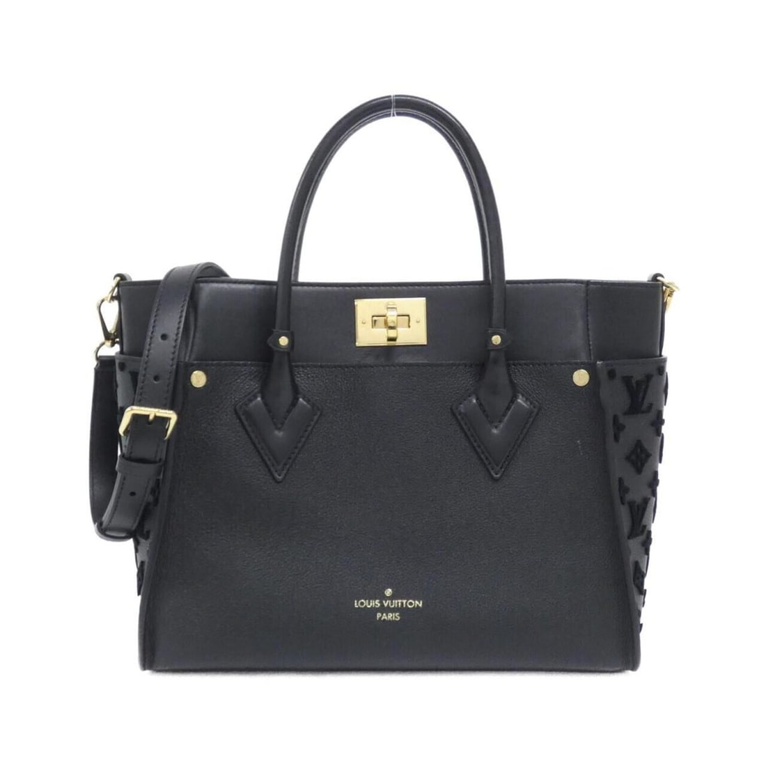 Louis Vuitton Monogram Tuftage On My Side MM M53826 Handbag: --- Catalog ---Category: SizeWeight: 1.06kg / 2.33lb.Size (HxWxD): 24cm x 30cm x 14cm / 9.44'' x 11.81'' x 5.51''Strap Length: 91cm - 101cm / 35.82'' - 39.76''Handle Length: 28cm / 11.02''Category: