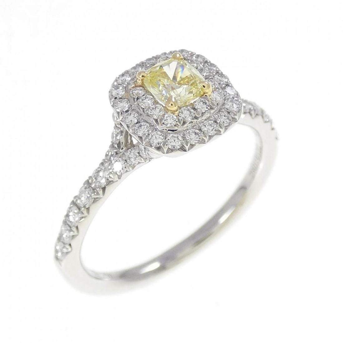 Tiffany Soleste Ring 0.26CT FIY VS1: --- Catalog ---Category: SizeWeight: 4.4g / 0.15oz.JP Size: 11.5US Size: 6Category: DesignType: Band ringStone: DiamondGender: WomenClarity: VS1Material: Platinum 950, Yellow gold (18K)Weight (ct.):