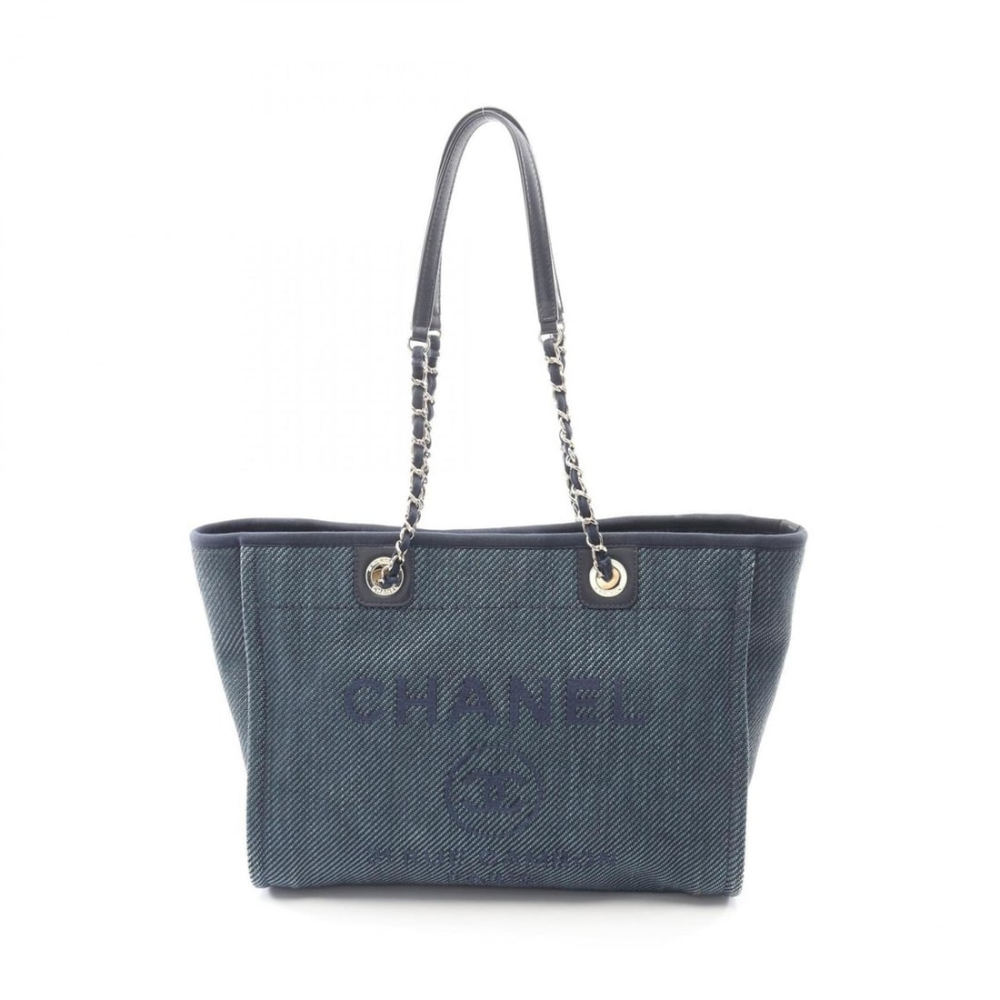CHANEL Deauville Tote Bag, Leather and Straw, Women's, Blue Navy: --- Catalog ---Category: SizeSize (HxWxD): 26cm x 35cm x 14cm / 10.23'' x 13.77'' x 5.51''Category: DesignType: Tote bagColor: Blue, NavyGender: WomenMaterial: Leather , Straw Category: GeneralBrand: