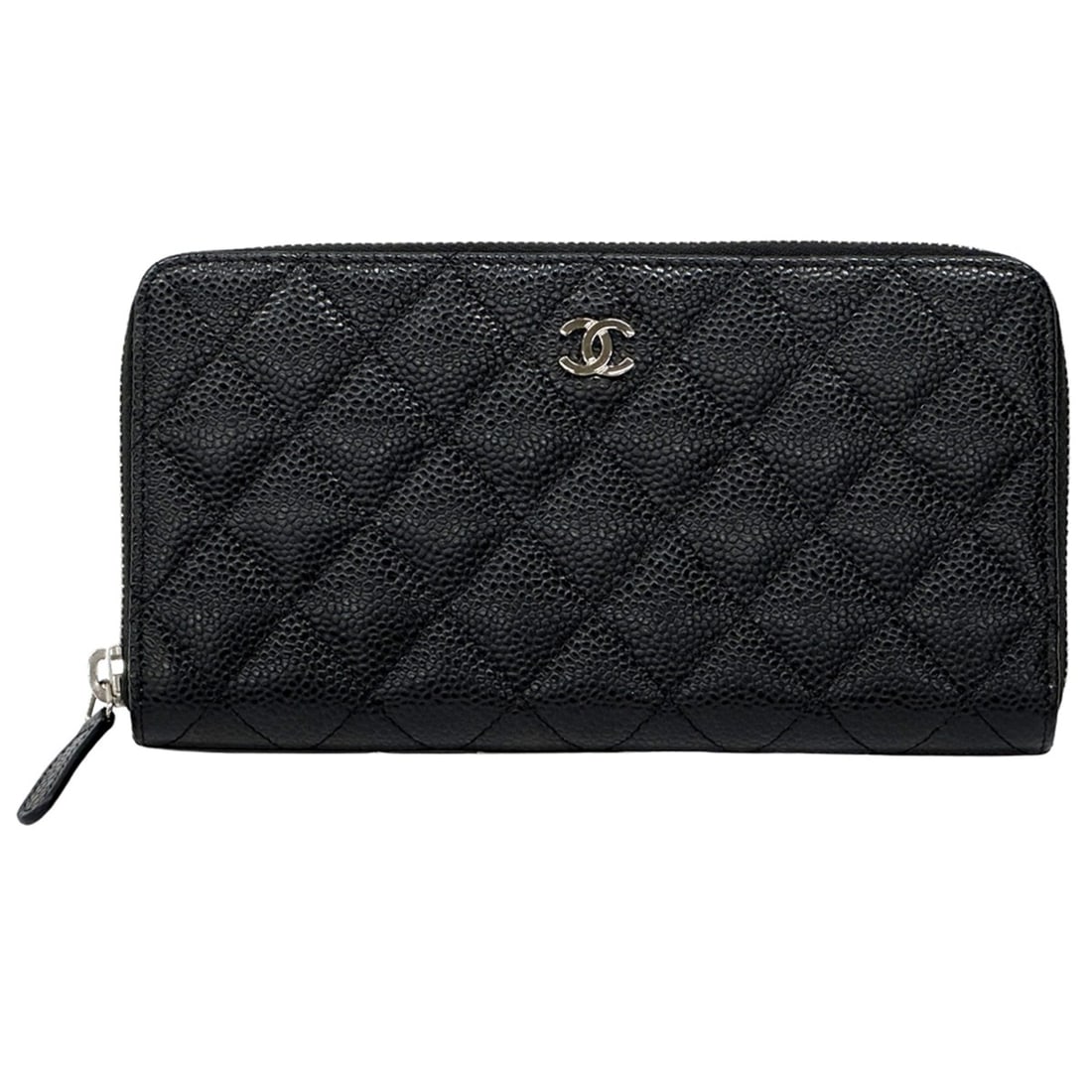 CHANEL Matelasse Women's Long Wallet in Black Caviar Leather with Silver Hardware and Zip-Around: --- Catalog ---Category: SizeSize (HxWxD): 10cm x 19.2cm x 2.3cm / 3.93'' x 7.55'' x 0.9''Category: DesignType: Long wallet (bi-fold)Color: BlackGender: WomenMaterial: Grained Calfskin Category: