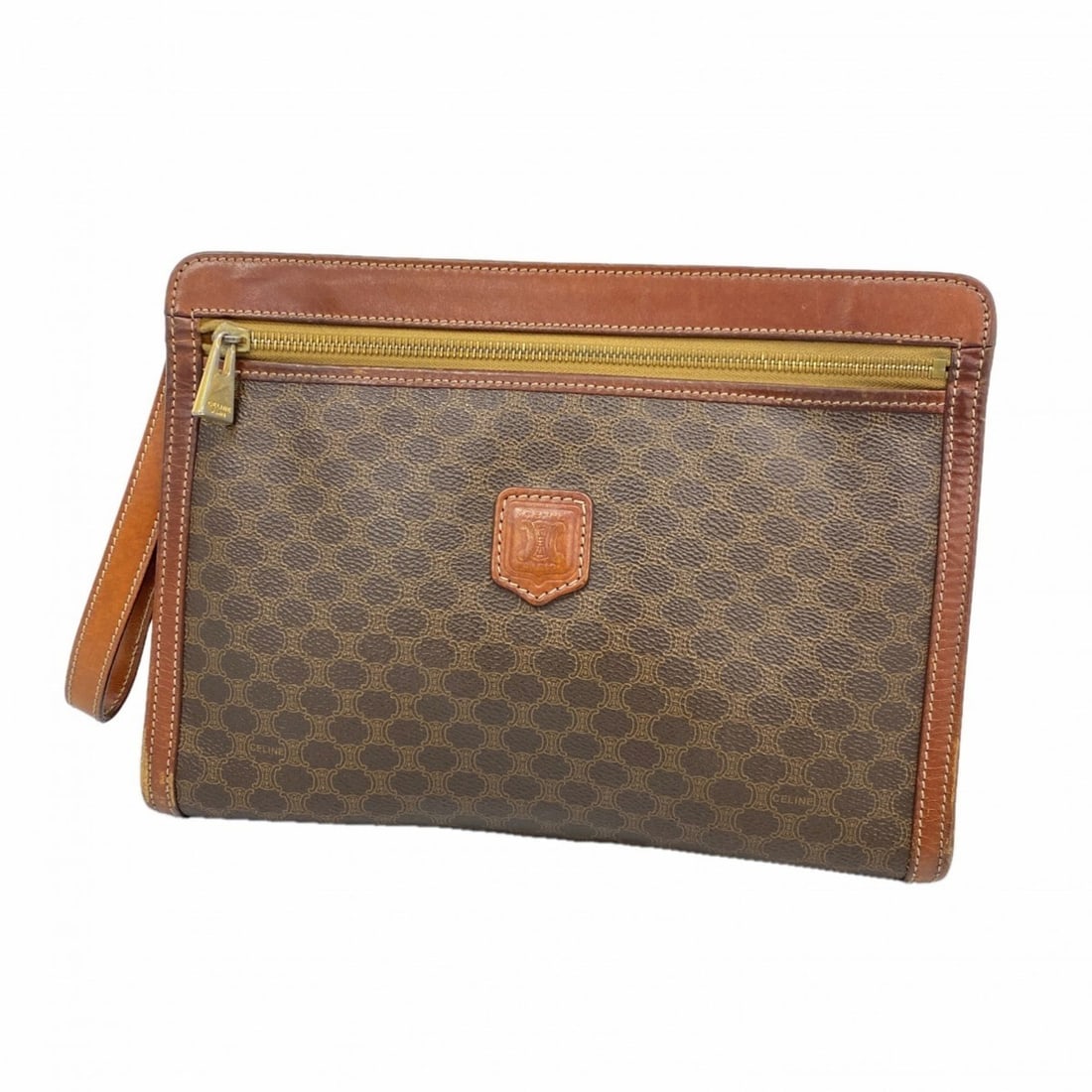 Celine clutch bag in brown Macadam for men: --- Catalog ---Category: SizeSize (HxWxD): 21.5cm x 27.3cm x 6cm / 8.46'' x 10.74'' x 2.36''Category: DesignType: Clutch bagColor: BrownGender: MenMaterial: PVC Hardware Color: GoldCategory: GeneralBr