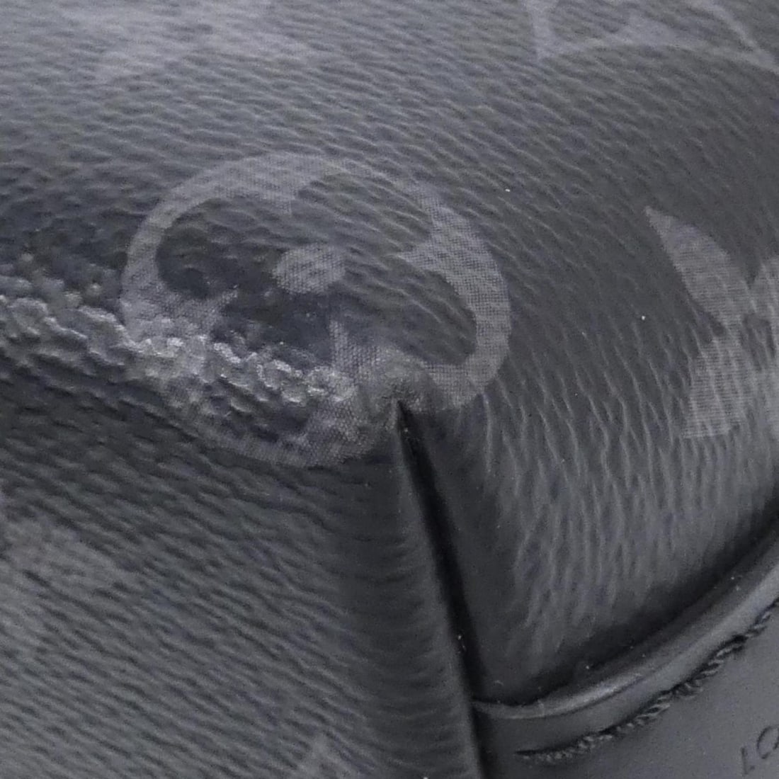 Louis Vuitton Monogram Eclipse District PM M45272 Shoulder Bag - 3