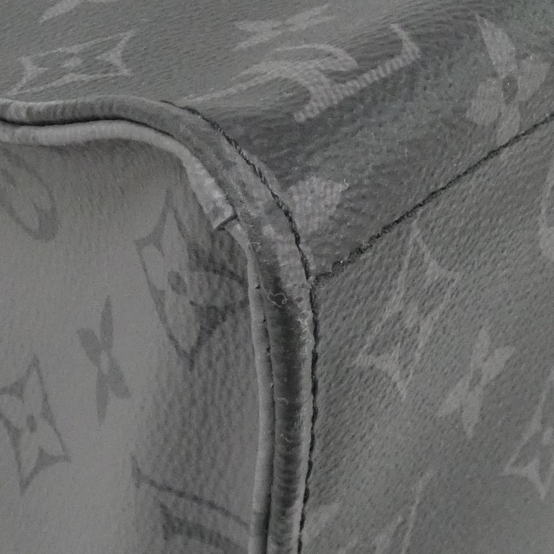 Louis Vuitton Monogram Eclipse Reverse Cabas Zip GM M45379 Handbag - 3