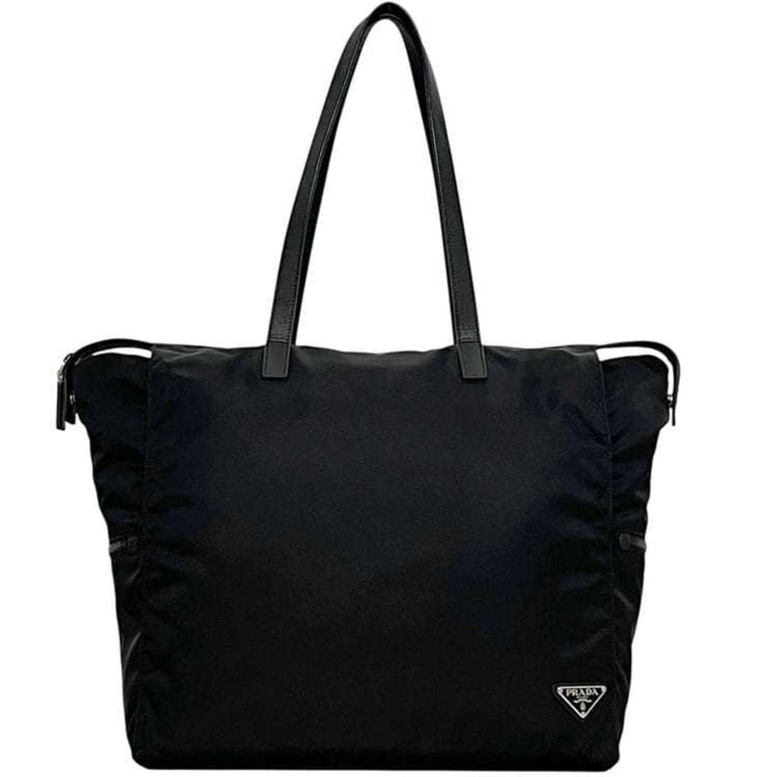 Prada tote bag ec-24891 black NERO Tessuto 2VG026 nylon leather 253 PRADA triangle plate men's: --- Catalog ---Category: SizeSize (HxWxD): 35cm x 37cm x 19cm / 13.77'' x 14.56'' x 7.48''Category: DesignType: Tote bagColor: Black, NeroGender: Men,WomenMaterial: Nylon , Leather Category: GeneralMP