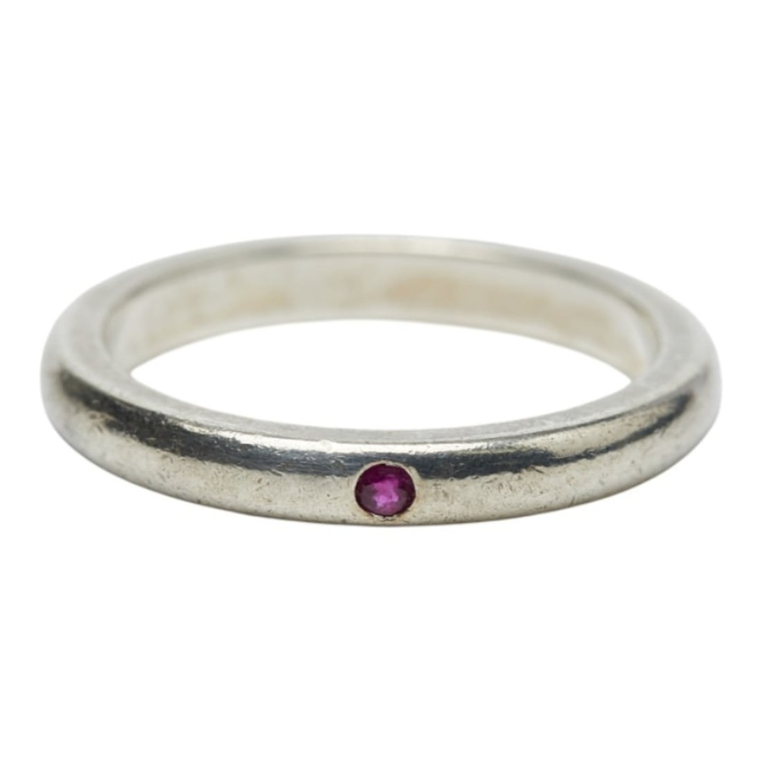 Tiffany & Co. Silver SV925 Ruby Elsa Peretti Ring for Women: --- Catalog ---Category: SizeJP Size: 10US Size: 5.5Category: DesignType: Band ringGender: WomenMaterial: Silver, Silver 925Category: GeneralBrand: Tiffany--- Item List ---Section: ConditionRanking: R