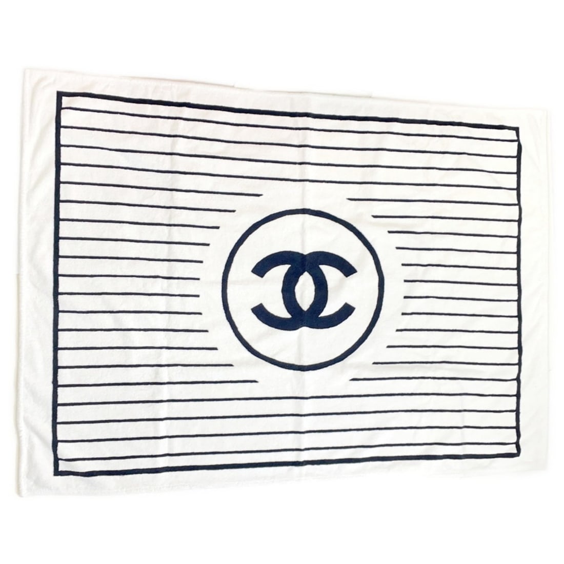 Chanel Blanket Coco Mark CHANEL Large Stole Black White (1 of 12)