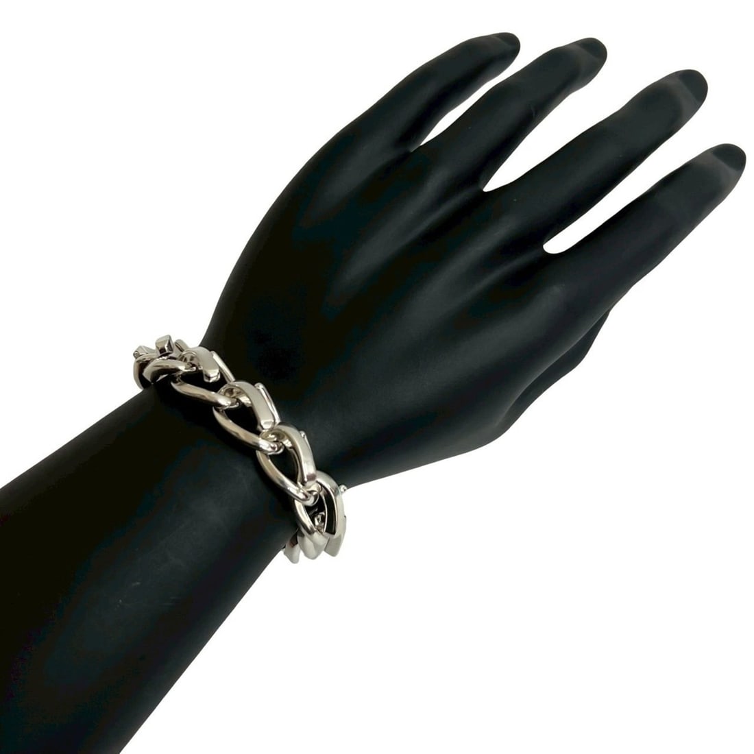 TIFFANY & Co. Tiffany Forge Large Link Sterling Silver Chain Bracelet, 46921: --- Catalog ---Category: SizeLength: 14cm / 5.51''Category: DesignType: Charm braceletColor: SilverGender: WomenMaterial: Silver 925Category: GeneralBrand: Tiffany--- Item List ---Section: ConditionRa