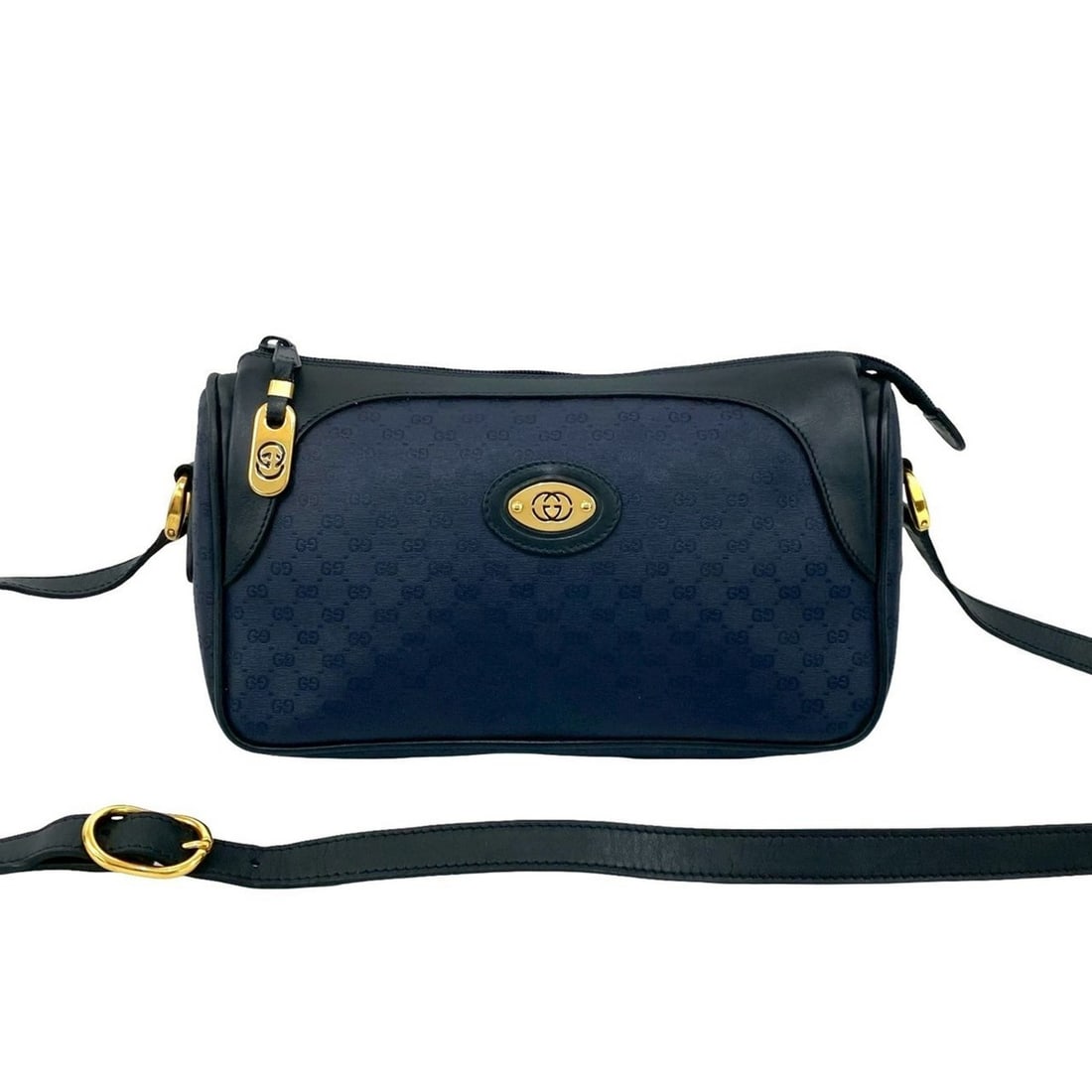 GUCCI Old Gucci Micro GG Leather Shoulder Bag Pochette Navy 35240: --- Catalog ---Category: SizeSize (HxWxD): 16cm x 24cm x 9cm / 6.29'' x 9.44'' x 3.54''Category: DesignType: Pochette, Shoulder bagColor: NavyGender: WomenMaterial: Leather , PVC Category: GeneralBran