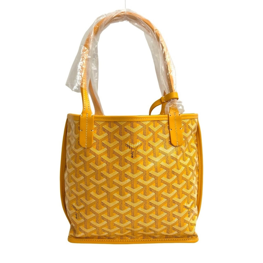 GOYARD Ange Mini Leather Tote Bag, Handbag, Yellow, 1085c: --- Catalog ---Category: SizeSize (HxWxD): 21cm x 20cm x 10cm / 8.26'' x 7.87'' x 3.93''Category: DesignType: Handbag, Pouch, Tote bagColor: YellowGender: WomenMaterial: Leather Category: GeneralBrand