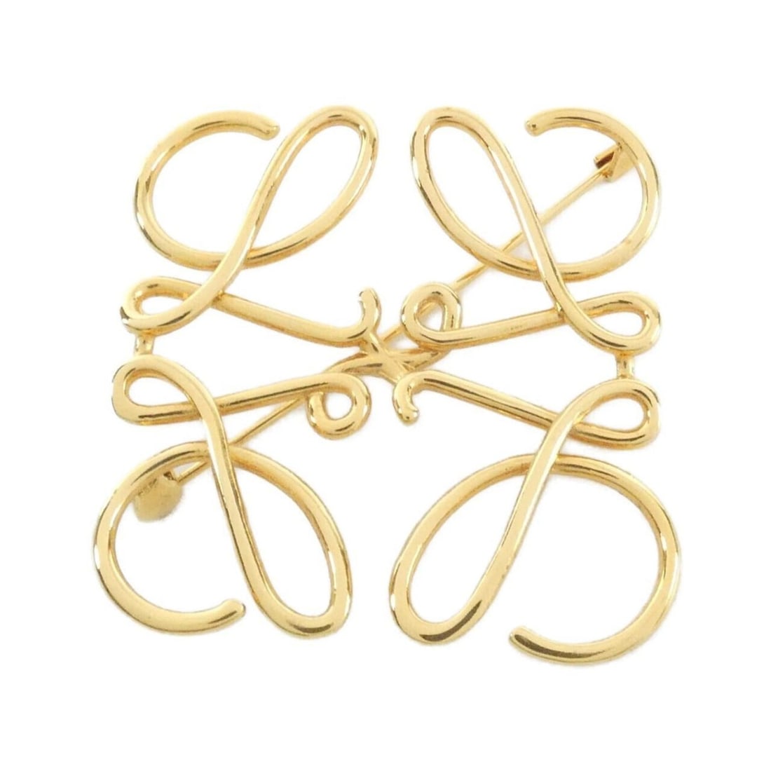 Loewe 111 25 020 Brooch: --- Catalog ---Category: SizeSize (HxWxD): 5cm x 5cm / 1.96'' x 1.96''Category: DesignType: BroochColor: GoldGender: WomenCategory: GeneralMPN: 111 25 020Brand: Loewe--- Item List ---Section: