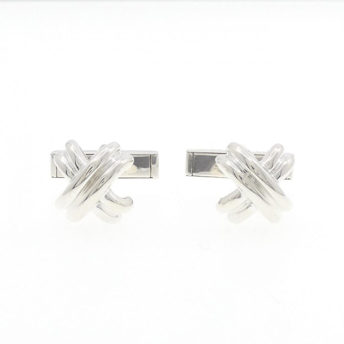 Tiffany Signature Cufflinks (1 of 17)