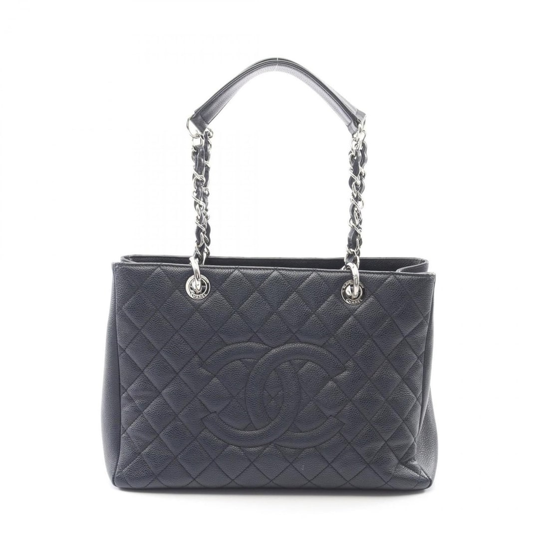 CHANEL Matelasse Grand Shopping GST Tote Bag, Handbag, Calfskin Leather, Women's, Navy, A50995: --- Catalog ---Category: SizeSize (HxWxD): 24.5cm x 34cm x 13cm / 9.64'' x 13.38'' x 5.11''Strap Length: 54cm / 21.25''Category: DesignType: Handbag, Tote bagColor: NavyGender: WomenMaterial: Leather