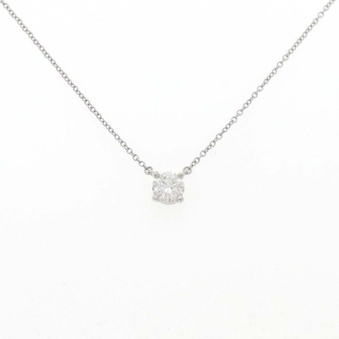 Tiffany Diamond Necklace: --- Catalog ---Category: SizePendant Size: 5.4mm x 5.4mm / 0.21'' x 0.21''Neck Circumference: 42 cm / 16.53''Category: DesignColor: SilverGender: WomenMaterial: Platinum 950Pendant Type: