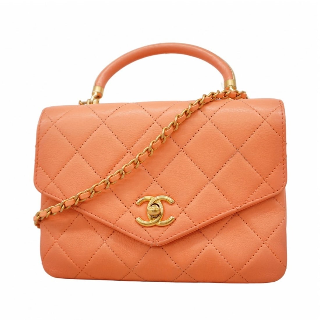 Chanel Matelasse Handbag with Chain Shoulder Strap, Lambskin, Salmon Pink, 2-Way Bag for Women,: --- Catalog ---Category: SizeSize (HxWxD): 14.5cm x 20cm x 5.5cm / 5.7'' x 7.87'' x 2.16''Category: DesignType: HandbagColor: Salmon pinkGender: WomenMaterial: Leather Leather/Fur Type: