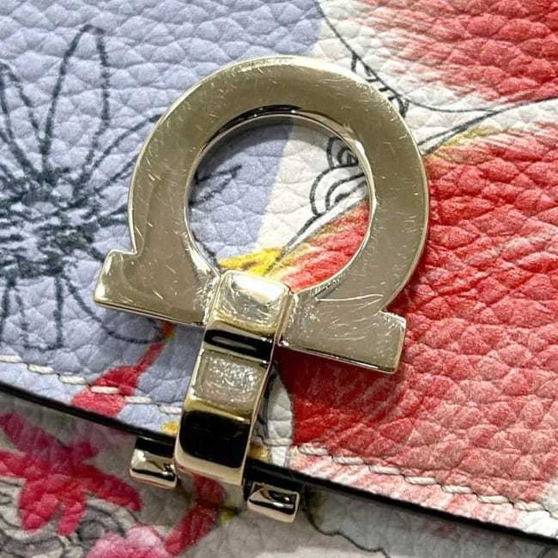 Louis Vuitton Monogram Eclipse District PM M44000 Shoulder Bag - 10