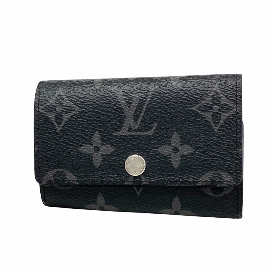 Louis Vuitton Monogram Eclipse Multicle 6 Key Case M82603 Black Men's: --- Catalog ---Category: DesignType: KeycaseColor: BlackGender: MenCategory: GeneralMPN: M82603Brand: Louis VuittonCategory: Physical PropertiesSize (HxWxD): 7cm x 10.5cm x 1.5cm / 2.75'' x 4.13'' x 0