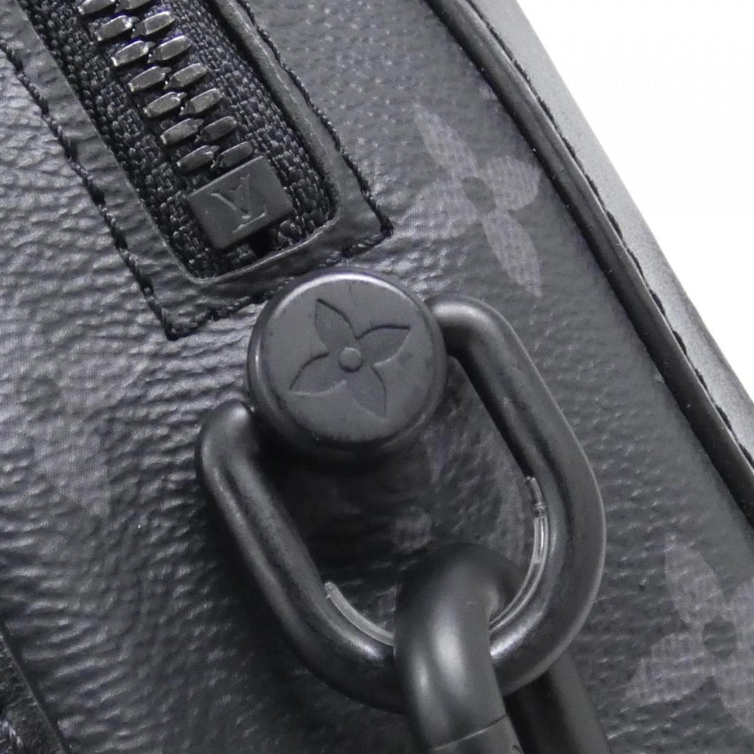 Louis Vuitton Monogram Eclipse Soft Trunk M44730 Shoulder Bag - 3