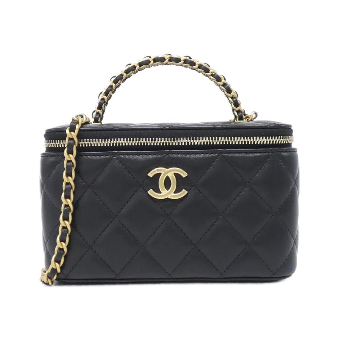 Chanel AP3012 Shoulder Bag: --- Catalog ---Category: SizeSize (HxWxD): 10cm x 16cm x 8cm / 3.93'' x 6.29'' x 3.14''Category: DesignType: Shoulder bagColor: BlackGender: WomenMaterial: Leather Leather/Fur Type: LambskinCategory: