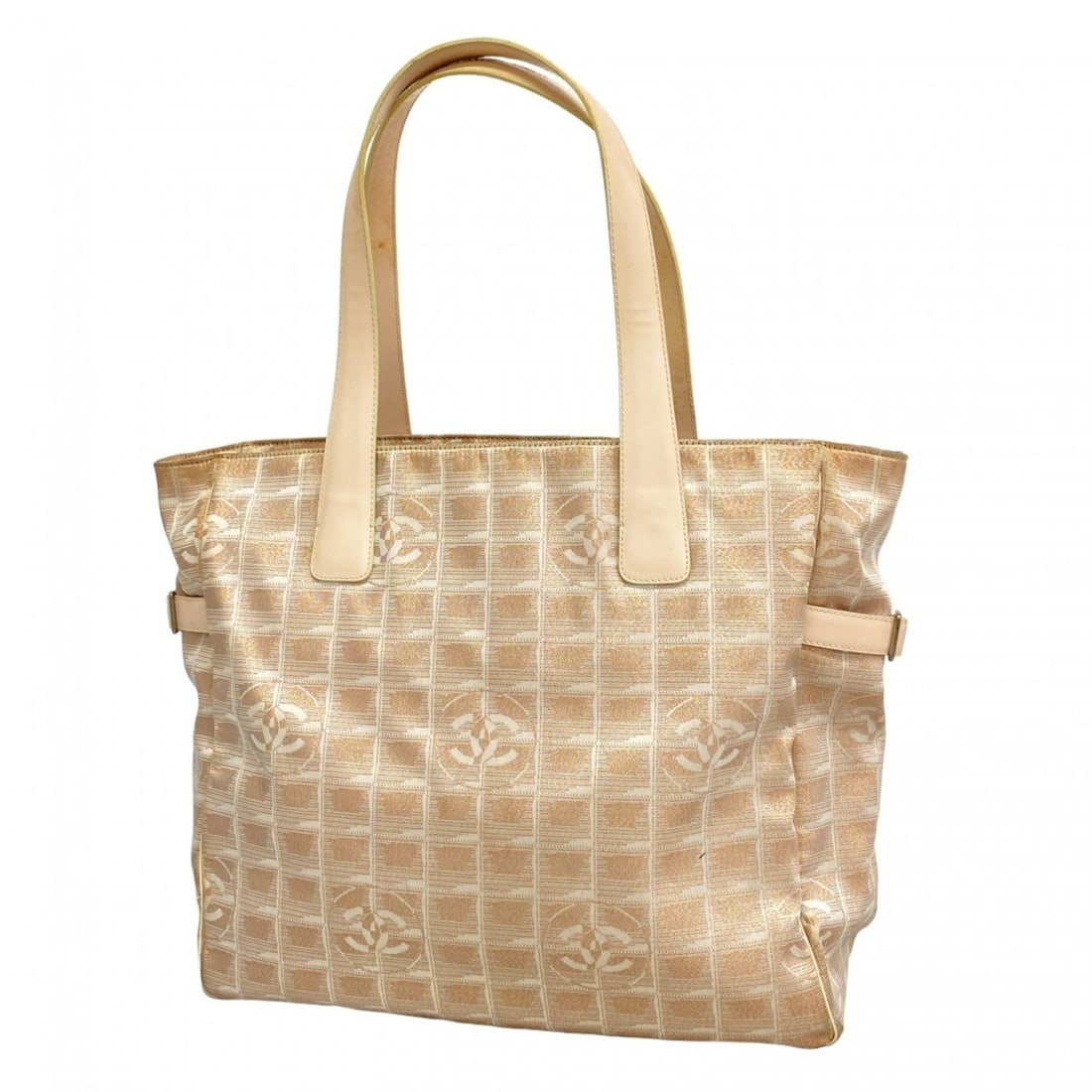 Chanel New Travel Nylon Tote Bag, Pink, Women's, P2395763: --- Catalog ---Category: SizeSize (HxWxD): 33cm x 36cm x 12cm / 12.99'' x 14.17'' x 4.72''Category: DesignType: Tote bagColor: PinkGender: WomenMaterial: Nylon Hardware Color: SilverCategory: GeneralB