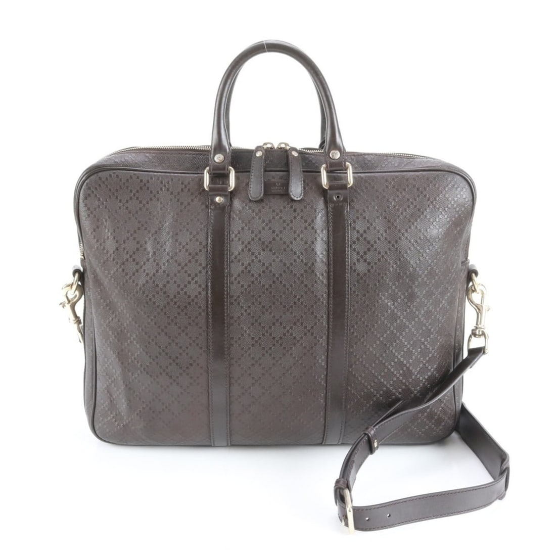 Gucci Diamante 208463 Leather 2-Way Briefcase/Shoulder Bag for Men: --- Catalog ---Category: SizeSize (HxWxD): 31cm x 41cm x 6cm / 12.2'' x 16.14'' x 2.36''Strap Length: 128cm / 50.39''Handle Length: 35cm / 13.77''Category: DesignType: BriefcaseColor: BrownGender: Men