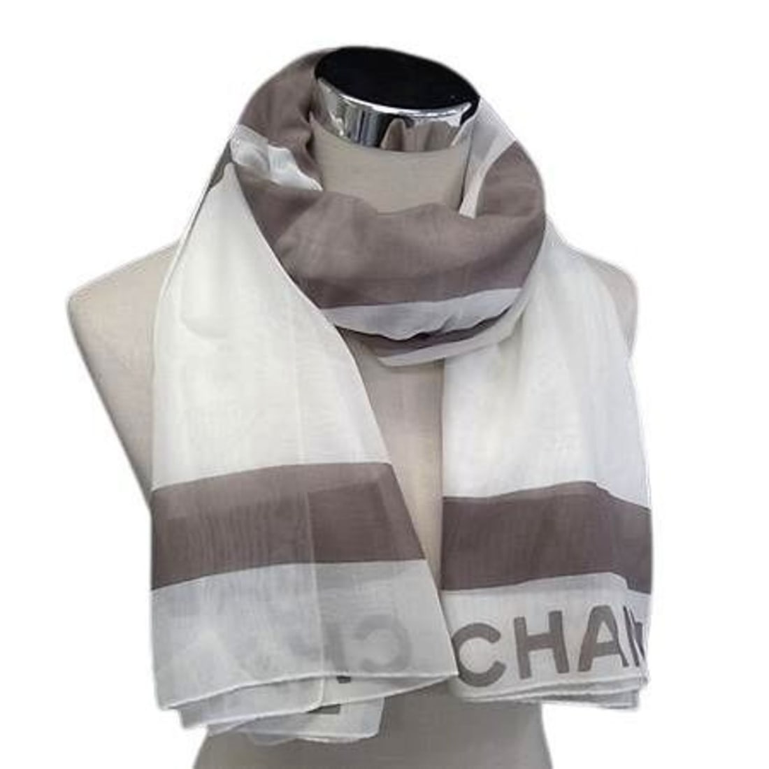 CHANEL Women's Stole/Scarf in White and Gray Cotton (1 of 14)