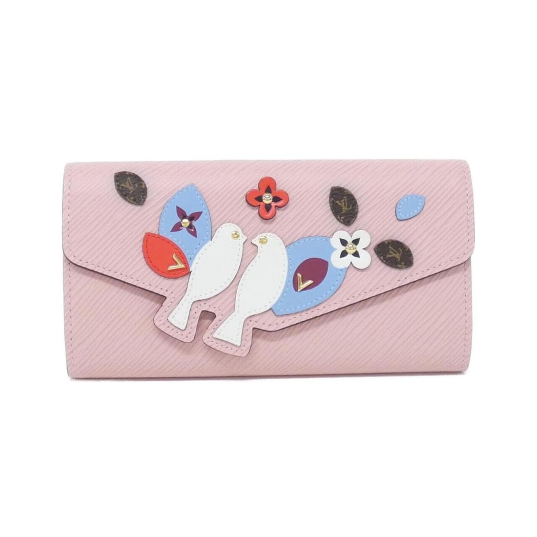 Louis Vuitton Epi (Birds) Portefeuille Sarah M62608 Wallet: --- Catalog ---Category: SizeSize (HxWxD): 10cm x 19cm x 3cm / 3.93'' x 7.48'' x 1.18''Category: DesignType: Long wallet (tri-fold)Color: RoseGender: WomenMaterial: Leather Leather/Fur Type: