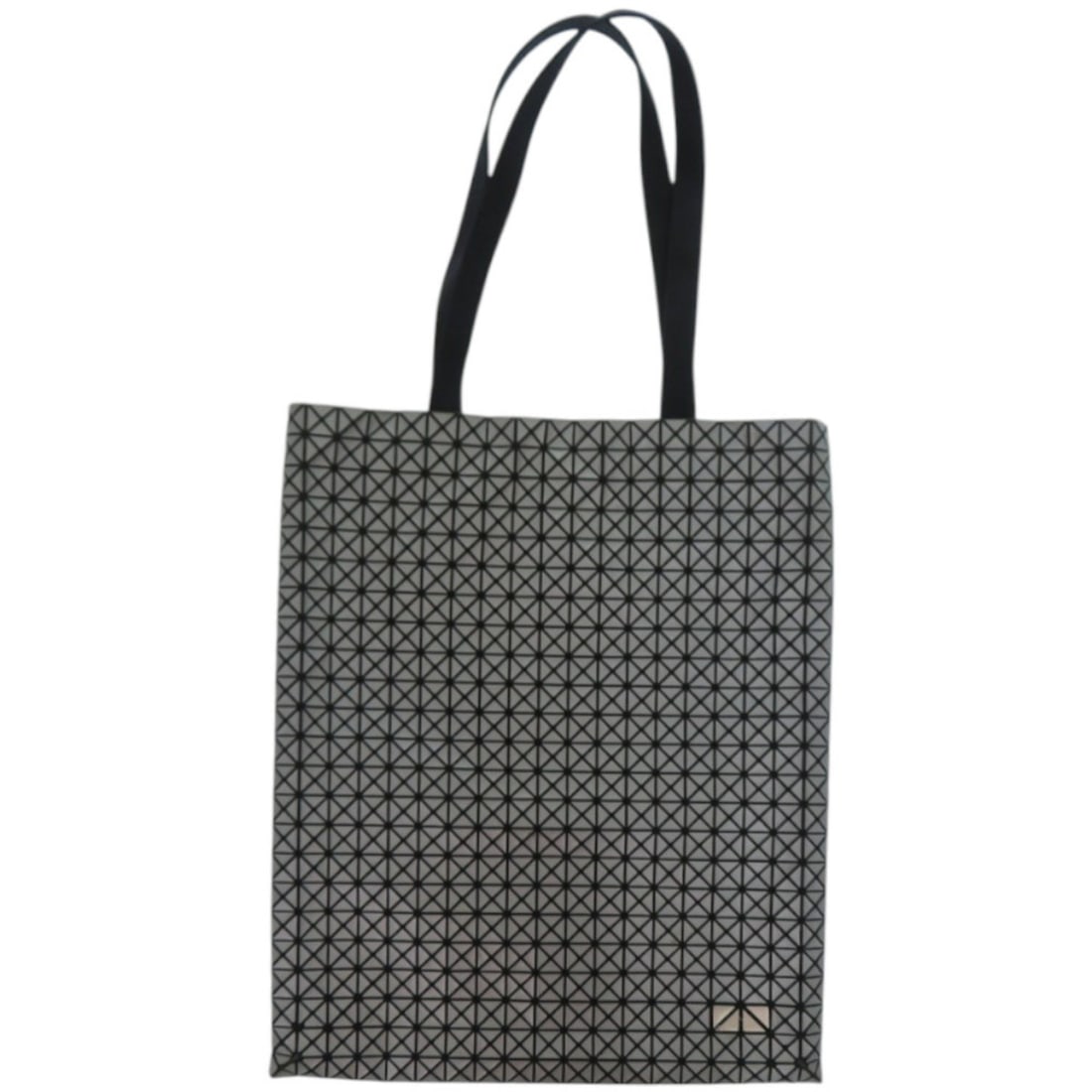 Excellent condition Issey Miyake BAOBAO CRISPY BB92 AG601 cotton matte gray tote bag 1752: --- Catalog ---Category: SizeSize (HxWxD): 41.5cm x 34.5cm / 16.33'' x 13.58''Category: DesignType: Tote bagColor: Black, GrayGender: WomenMaterial: Cotton Category: GeneralMPN: BB92-AG601Brand: Issey