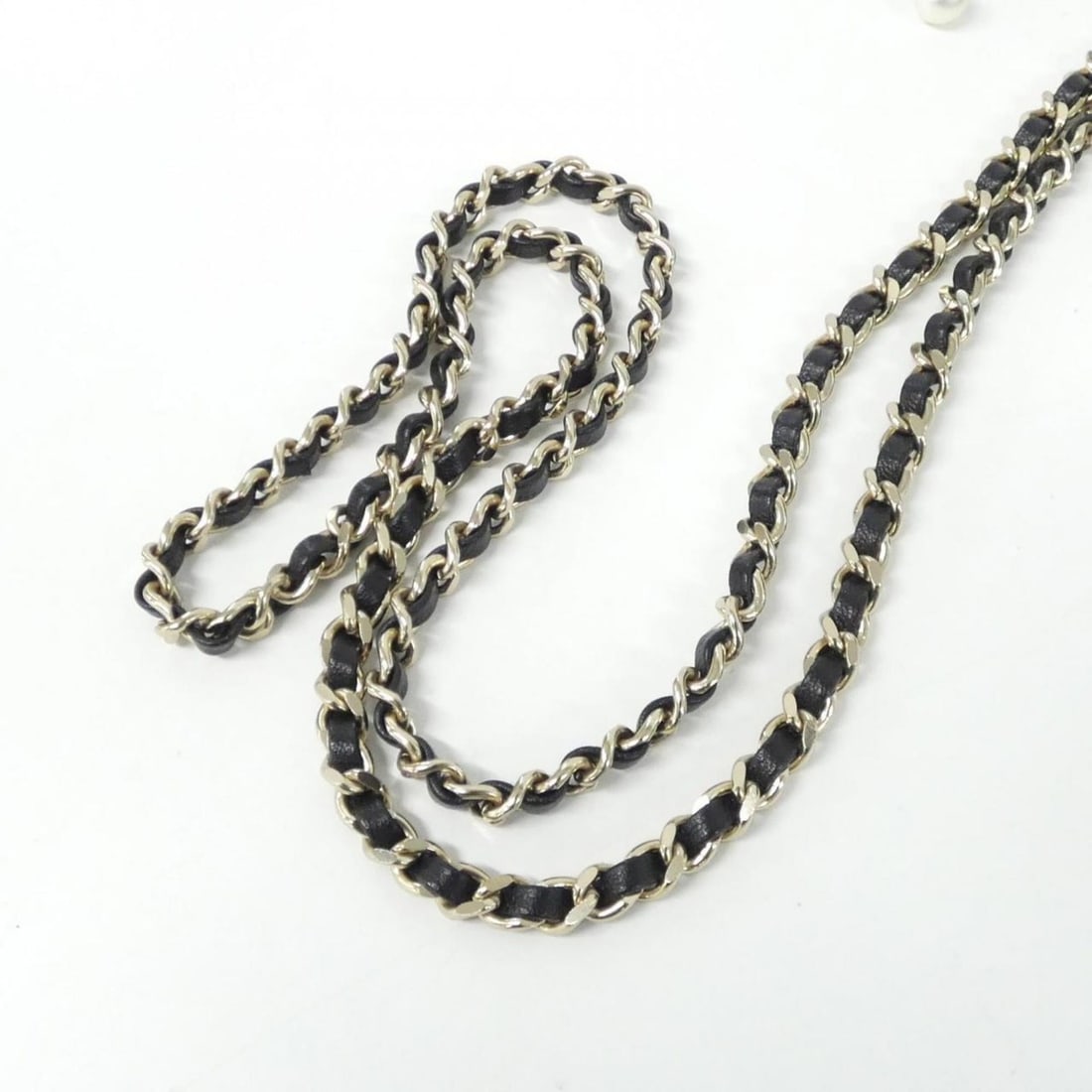 Chanel shoulder bag - 5