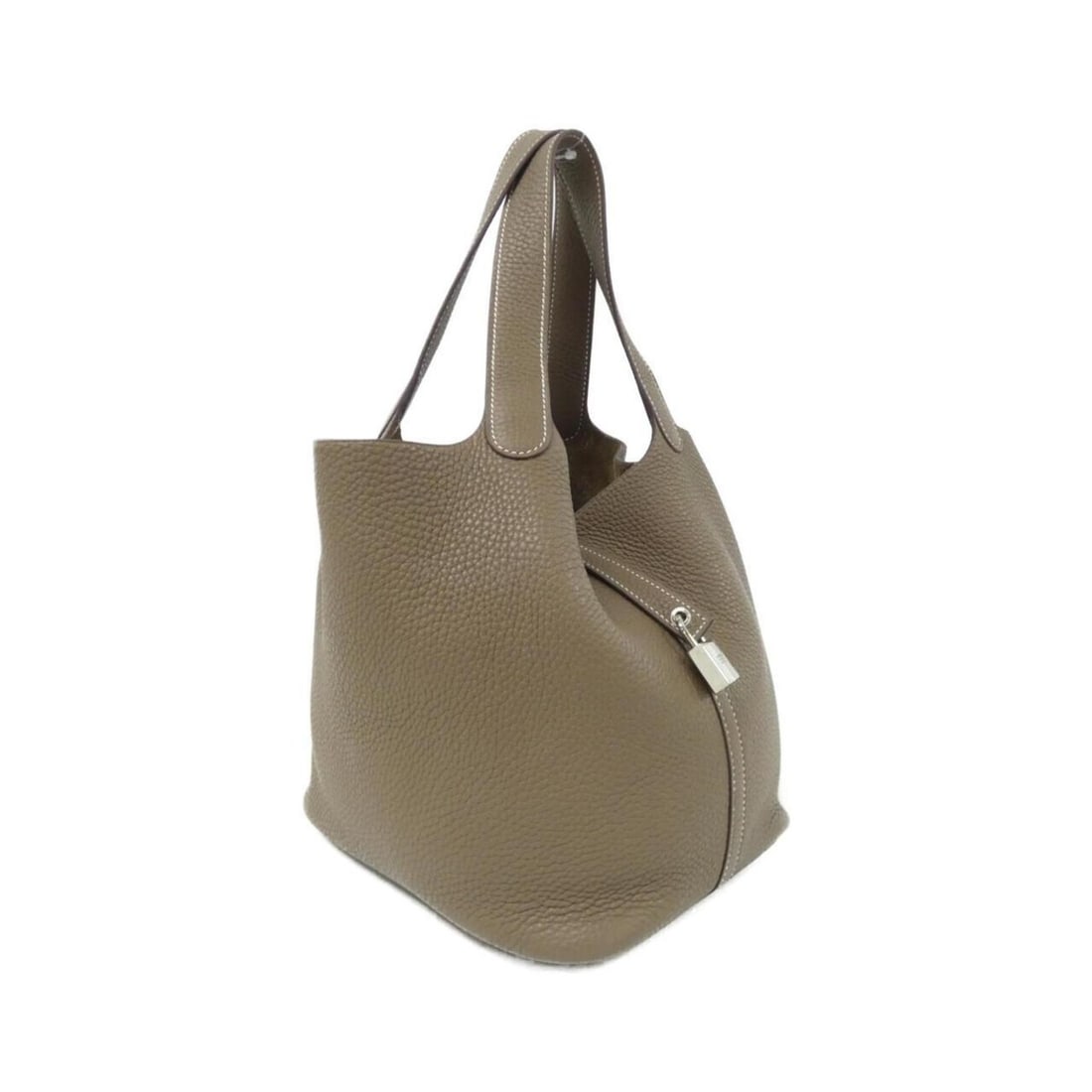 Hermes Picotin Lock MM 060991CK Handbag: --- Catalog ---Category: SizeSize (HxWxD): 23cm x 22cm x 18cm / 9.05'' x 8.66'' x 7.08''Category: DesignType: HandbagColor: Etoupe grayGender: WomenMaterial: Taurillon clemence leather Hardware Color: