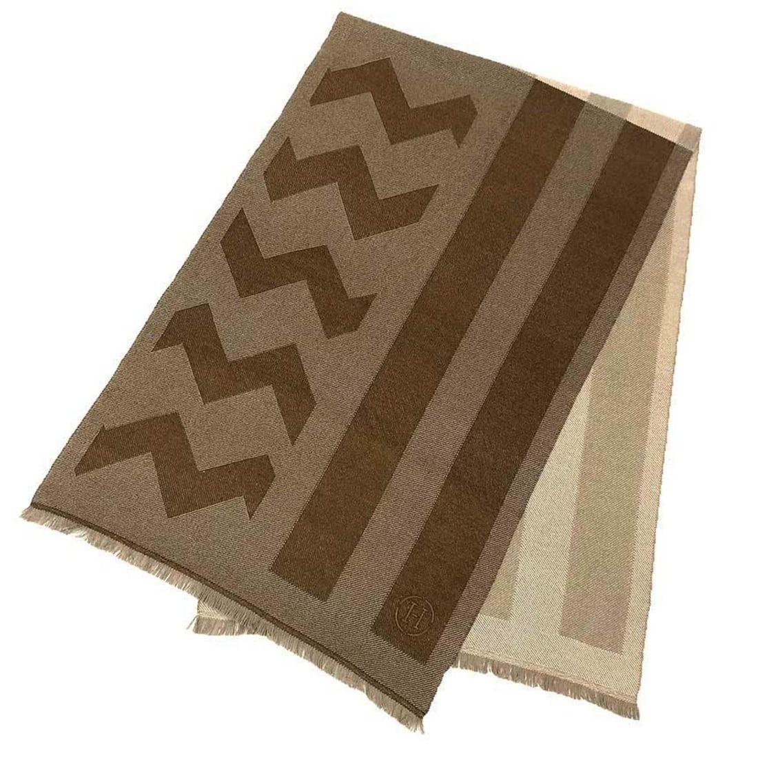 HERMES Cashmere Stole/Scarf with Geometric Ikat Pattern, Brown, for Men and Women: --- Catalog ---Category: SizeSize (LxW): 58cm x 1.78m / 22.83'' x 70.07''Category: DesignType: StoleColor: BrownGender: Men,WomenMaterial: Cashmere 100%Category: GeneralBrand: HermesCountry of Origin: