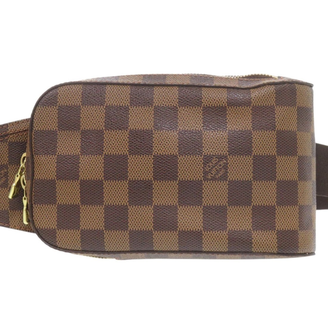 Louis Vuitton Geronimos Damier N51994 Body Bag LV 0930LOUIS VUITTON: --- Catalog ---Category: SizeSize (HxWxD): 20cm x 12cm x 5cm / 7.87'' x 4.72'' x 1.96''Strap Length: 88cm / 34.64''Category: DesignType: Sling bagColor: EbeneGender: MenClosure: ZipperMaterial: Damier