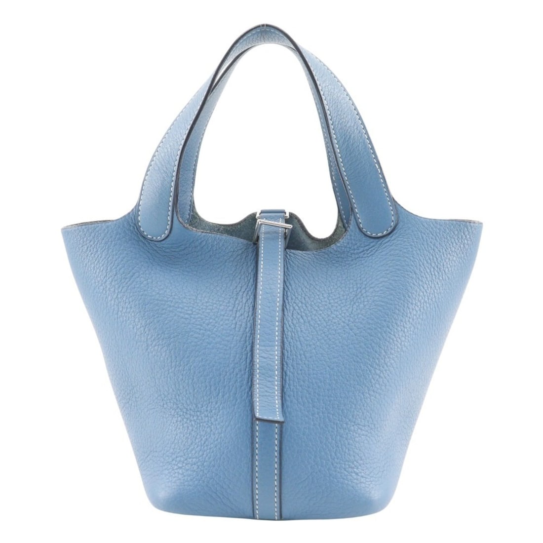 Hermes Hermès Picotin 18 PM handbag in Taurillon Clemence blue jean, 2004, with light blue/silver: --- Catalog ---Category: SizeWeight: 420g / 14.81oz.Handle Drop: 12.00cm / 4.72''Size (HxWxD): 18cm x 18cm x 13cm / 7.08'' x 7.08'' x 5.11''Category: DesignType: HandbagColor: Light blueGender: WomenC