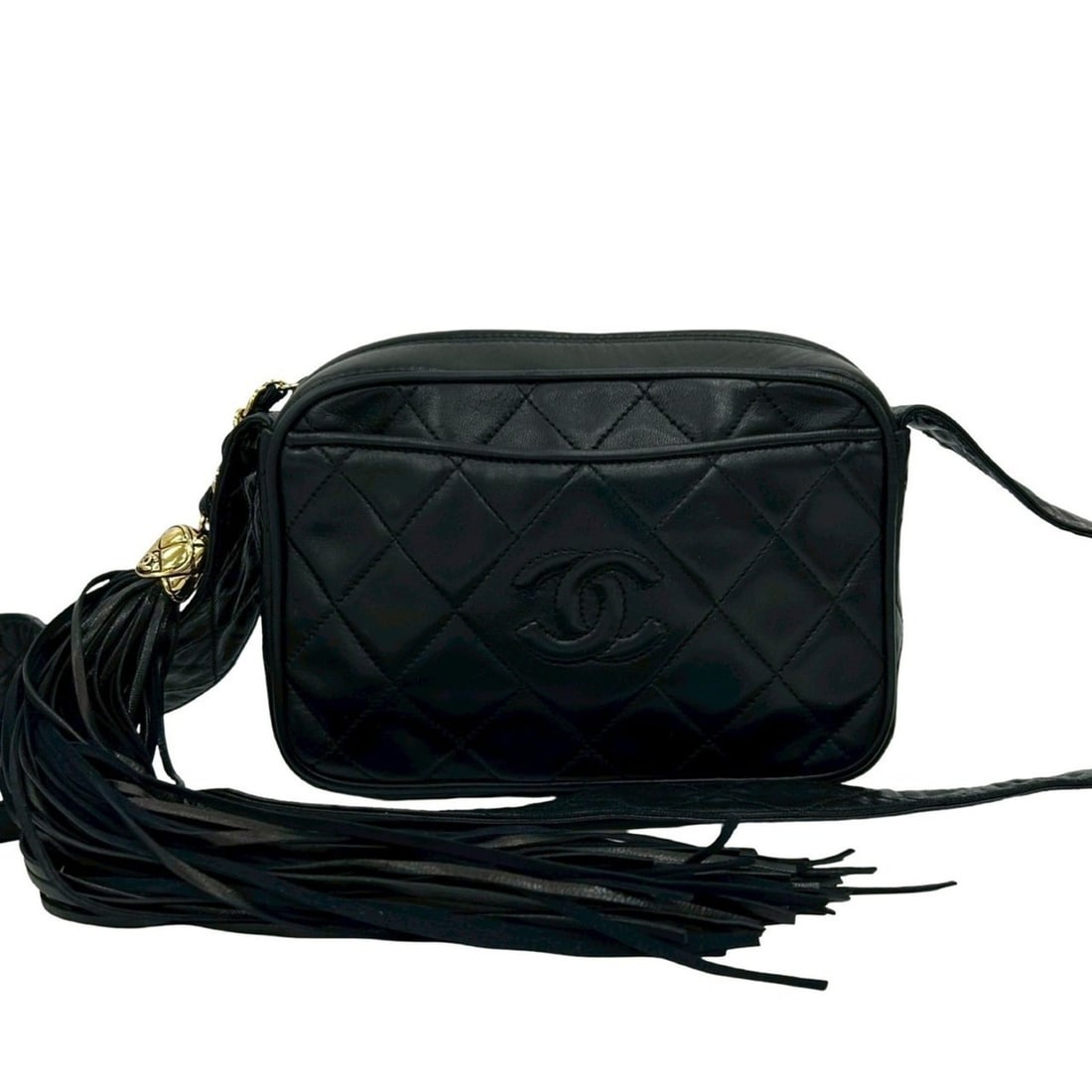 CHANEL Matelasse Coco Mark Fringe Tassel Lambskin Mini Shoulder Bag in Black (g82-2): --- Catalog ---Category: SizeSize (HxWxD): 12cm x 17cm x 6cm / 4.72'' x 6.69'' x 2.36''Category: DesignType: Shoulder bagColor: BlackGender: WomenMaterial: Leather Leather/Fur Type: LambskinCategory: