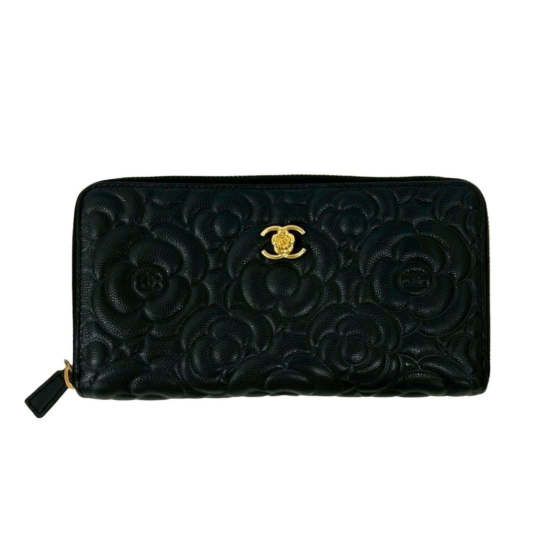 CHANEL Coco Mark Camellia Caviar Leather Long Wallet in Black 39158: --- Catalog ---Category: SizeSize (HxWxD): 10.5cm x 19cm x 2cm / 4.13'' x 7.48'' x 0.78''Category: DesignType: Long wallet (bi-fold)Color: BlackGender: WomenMaterial: Grained Calfskin Category: Genera