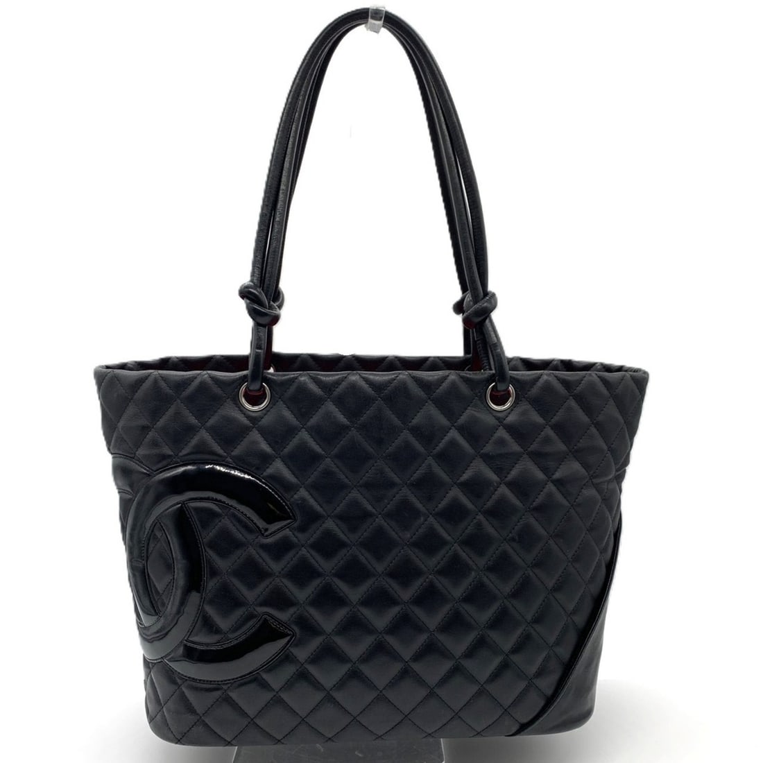 CHANEL Cambon Line Coco Mark Large Tote Bag Shoulder Soft Calfskin Enamel Black Pink A25169: --- Catalog ---Category: SizeSize (HxWxD): 25cm x 40cm x 15.5cm / 9.84'' x 15.74'' x 6.1''Strap Length: 57cm / 22.44''Category: DesignType: Shoulder bag, Tote bagColor: Black, PinkGender: WomenClosure