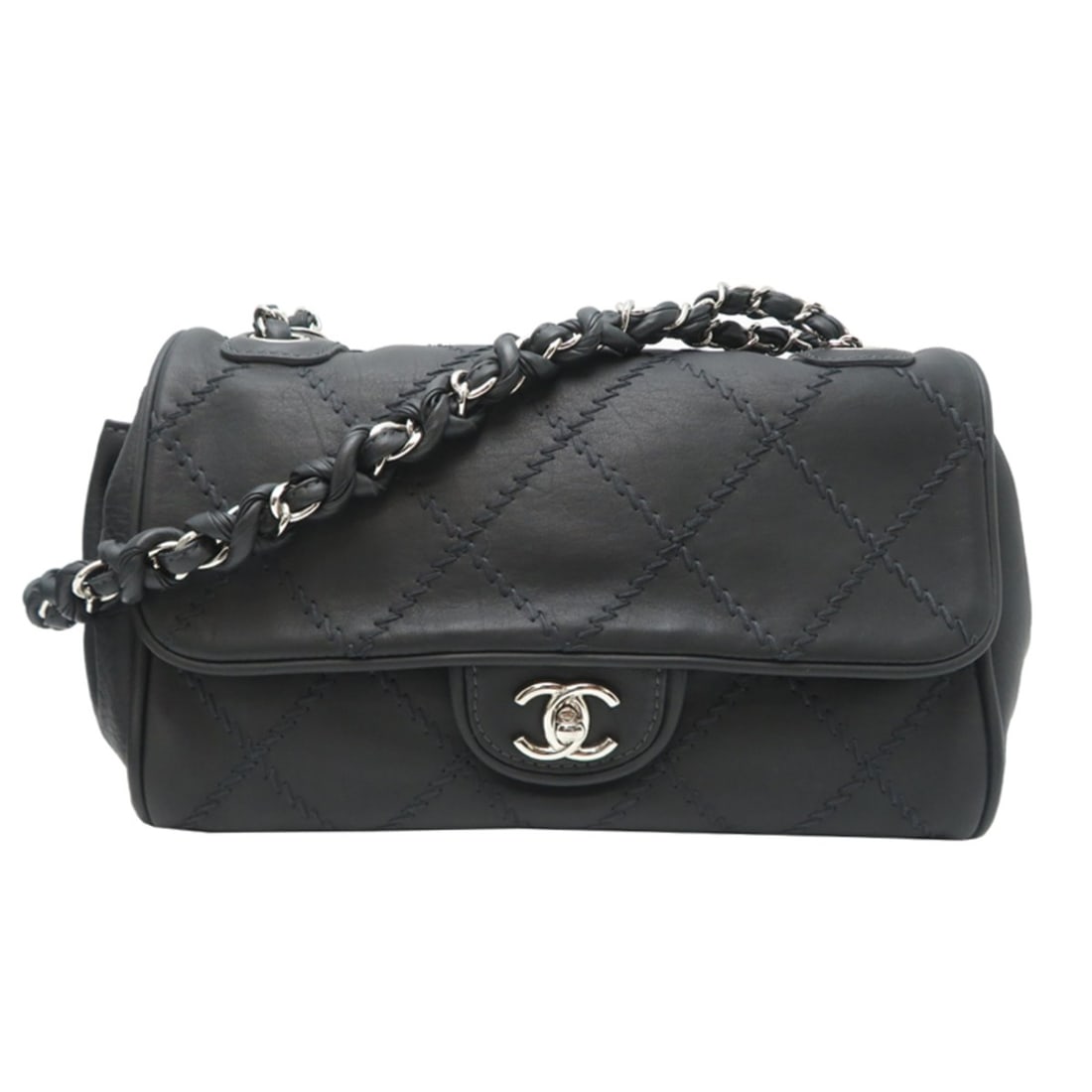 Chanel Matelasse Wild Stitch Chain Shoulder Bag in Black Lambskin: --- Catalog ---Category: SizeSize (HxWxD): 18cm x 28cm x 13cm / 7.08'' x 11.02'' x 5.11''Category: DesignType: Shoulder bagColor: BlackGender: WomenMaterial: Leather Leather/Fur Type: LambskinCategory