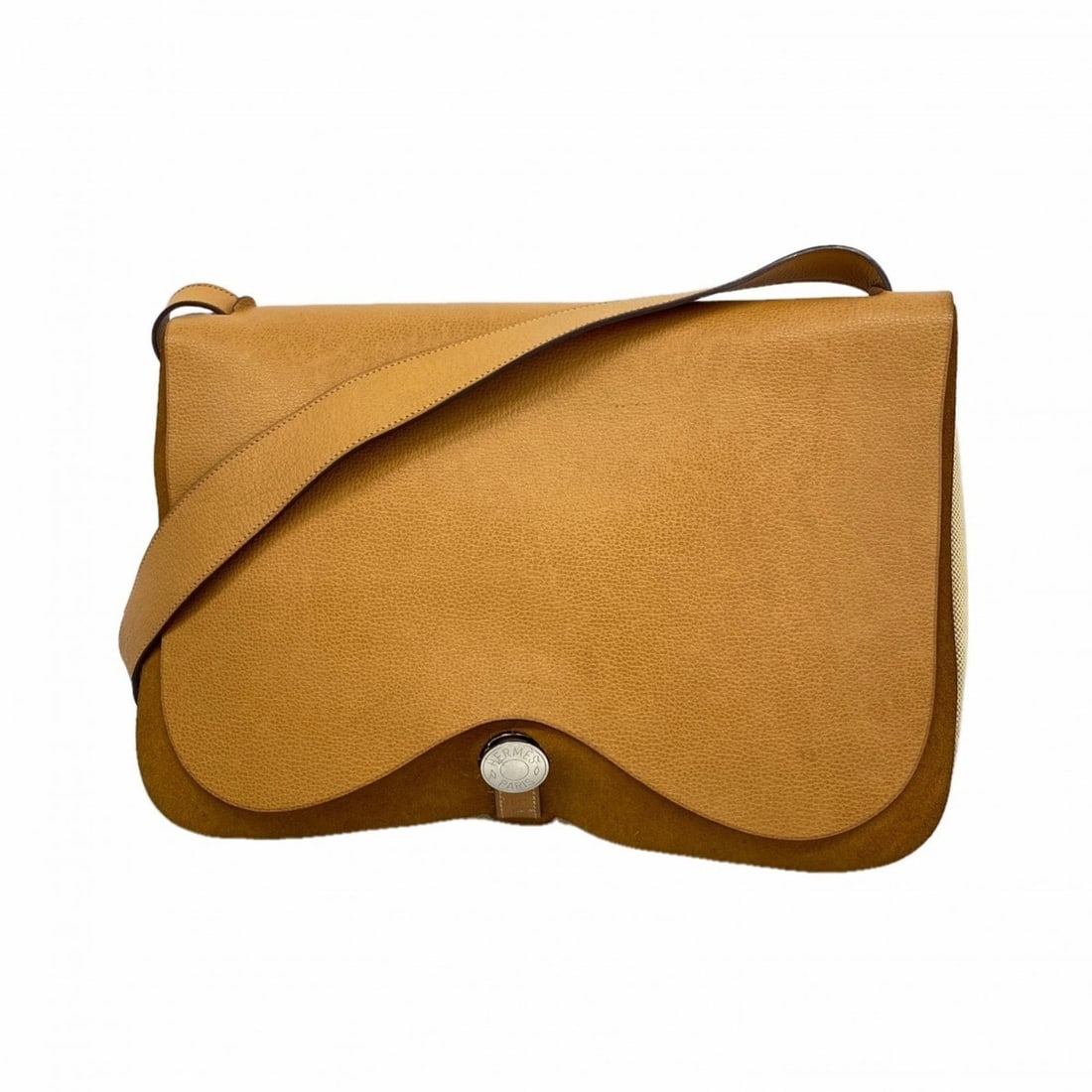 Hermes Hermès Sac Colorado MM Boston Bag in Toile H Gold with I Stamp for Women: --- Catalog ---Category: SizeSize (HxWxD): 25cm x 38cm x 9.5cm / 9.84'' x 14.96'' x 3.74''Category: DesignType: Boston bagColor: GoldGender: WomenMaterial: Toile H Hardware Color: SilverCategory: Gene