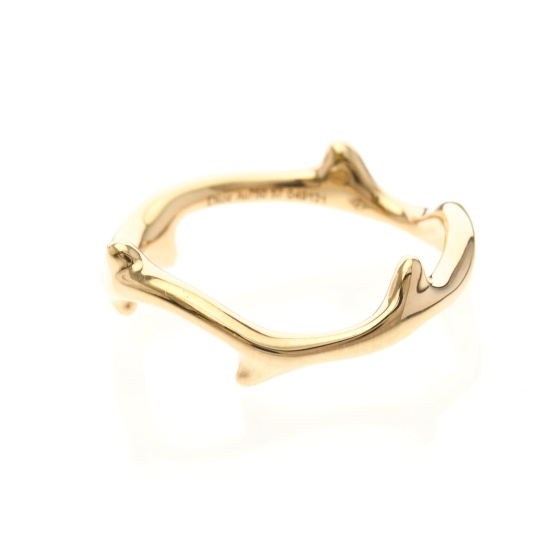 Christian Dior Bois De Rose Ring Pink Gold (18K) Fashion No Stone Band Ring Pink Gold: --- Catalog ---Category: SizeWidth: 4mm / 0.16''Weight: 4g / 0.14oz.JP Size: 17US Size: 8Brand Size: 57Category: DesignType: Band ringColor: Pink goldMetal: GoldStone: No StoneStyle: FashionGender: Me