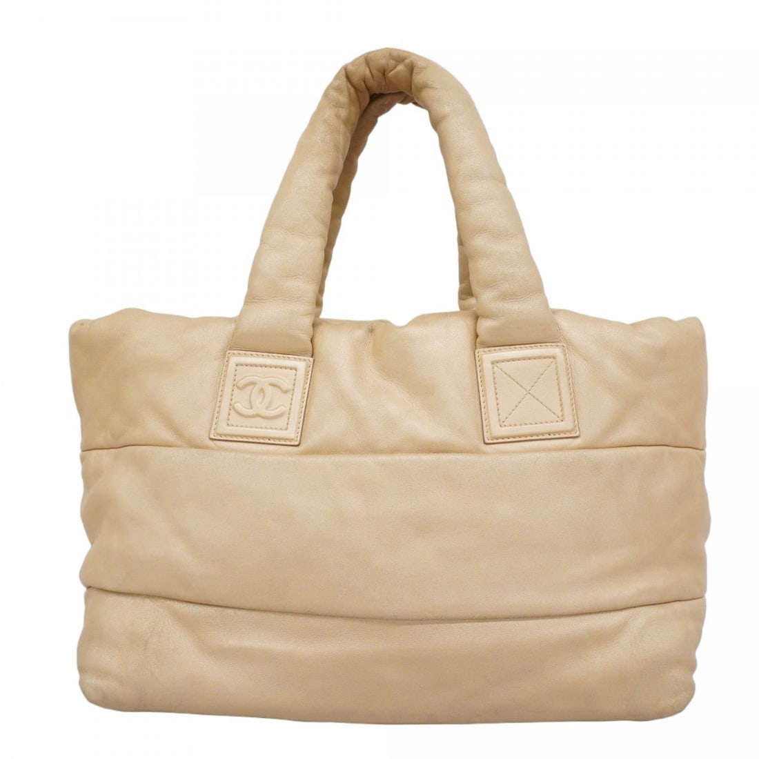 Chanel Coco Cocoon Leather Tote Bag, Champagne Gold, Women's: --- Catalog ---Category: SizeSize (HxWxD): 30cm x 38cm x 20cm / 11.81'' x 14.96'' x 7.87''Category: DesignType: Tote bagColor: Champagne goldGender: WomenMaterial: Leather Hardware Color: GoldCategory