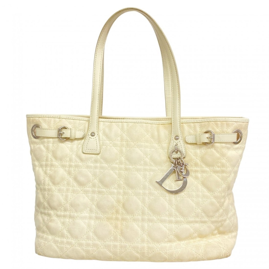 Christian Dior Cannage Pana Canvas Tote Bag, White, Women's: --- Catalog ---Category: SizeSize (HxWxD): 24cm x 30.5cm x 14.5cm / 9.44'' x 12'' x 5.7''Category: DesignType: Tote bagColor: WhiteGender: WomenMaterial: Canvas Hardware Color: SilverCategory: General