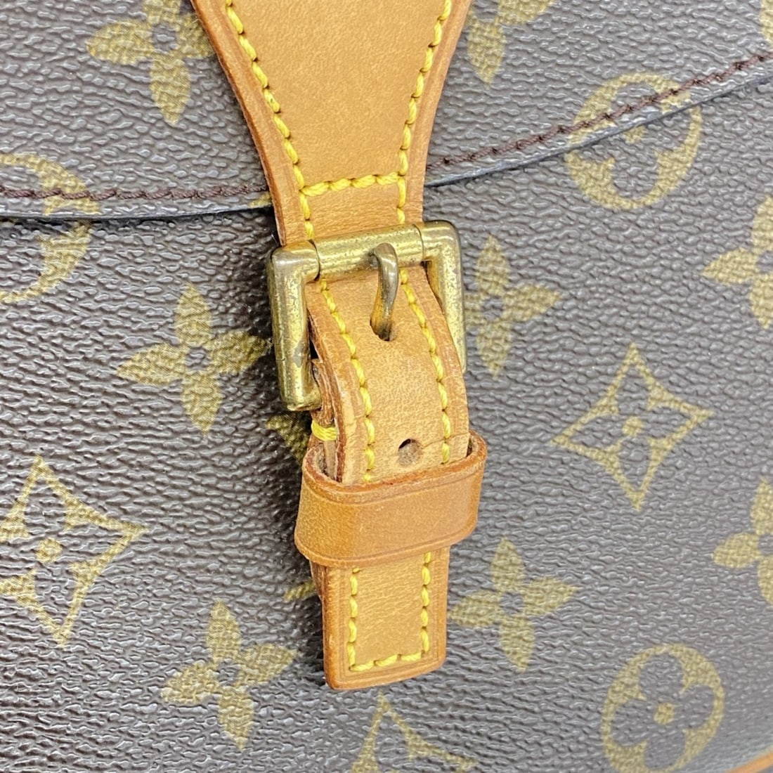 Cartier Trinity Star Ring - 12