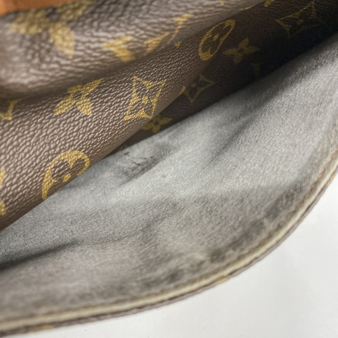 Cartier Trinity Star Ring - 6